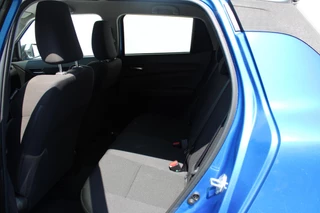 Suzuki Swift 1.0 Stijl Smart Hybrid / 6