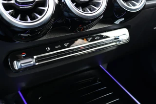 Mercedes GLB 200 d AMG Line / Keyless-Go / Winter-Paket / Multibeam LED / Camera / 17