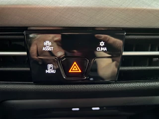 Volkswagen Golf 1.0 eTSI Life / NL-auto, Automaat, 52.679KM / 32