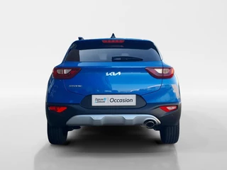 Kia Stonic 1.0 T-GDi MHEV DynamicPlusLine Navi | Stoel en stuurverwarming | Camera | Keyless met startknop | Apple Carplay / Android Auto | Getinte ramen achter | Fabrieksgarantie | NAP / 7