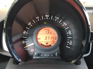 Citroën C1 1.0 VTi Shine Achteruitrijcamera | Navi | Airco / 14