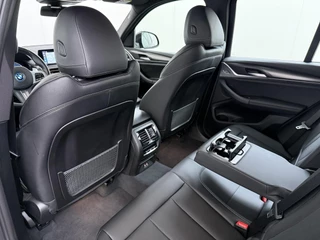 BMW X3 xDrive30e M-SPORT| DEALER ONDERHOUDEN| CAMERA| ELEKTRISCHE ACHTERKLEP| APPLE CARPLAY| RIJKLAARPRIJS / 21
