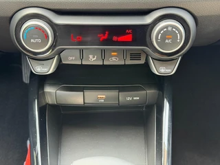 Kia Stonic 1.0 T-GDi MHEV 100pk DCT7 DynamicLine / 19