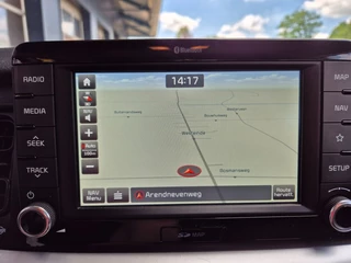 Kia Stonic 1.0 T-GDI DYNAMIC LINE Camera, Carplay, Zwart dak, Navi, Cruise controle, ALL IN prijs! / 28