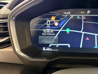 Lynk & Co 01 1.5 / pano / navi / camera / Infinity / memory / elec klep / Apple carplay / 35