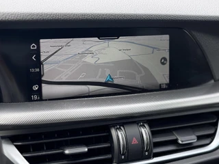 Alfa Romeo Stelvio 2.0 200pk Automaat AWD Sprint | Apple-Android | Parkeercamera | Adaptive Cruise Control / 23