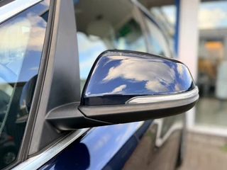BMW 2 Serie Active Tourer 218i High Executive I Navigatie I Camera I Trekhaak I HUD I LED / 18