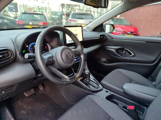 Toyota Yaris Hybrid 115 DYNAMIC STOEL/STUURVERW PARK-SENSOREN BLIND SPOT CAMERA KEYLESS 16'' LM-VELGEN CAMERA NAVI CLIMA AD-CRUISE APPLE/ANDROID / 5