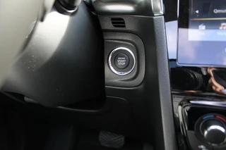 Suzuki Vitara 1.4 Boosterjet Smart Hybrid Style Automaat, Panoramadak, STIJL uitvoering! / 24
