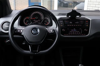 Volkswagen UP! 1.0 Camera Stoelverwarming PDC Cruise-control / 5
