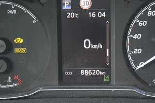 Toyota Yaris 1.5 HYBRID DYNAMIC APPLE/ANDROID KEYLESS CLIMA CAMERA / 11