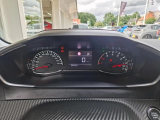 Peugeot 208 1.2T Automaat Allure | Climate & Cruise Control | Parkeersensoren | 17INCH | Applecarplay/Android Auto | / 18