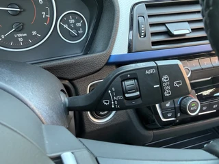 BMW 3 Serie Touring BWJ 2019 330i 252 PK High Executive M-SPORT AUTOMAAT | PANO | LEDER | STOELVERW. | NAVI | CLIMA | CRUISE | FULL LED | 19" LMV | CAMERA | PDC | / 15