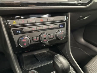 Seat Leon ST 1.5 TSI FR Business Intense PANO CARPLAY NAVI. / 36