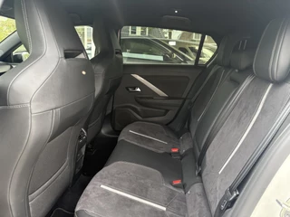 Opel Astra 1.6T 225pk Plug In Hybrid GSe | Stoel met memoryfunctie | Sport chassis | Stoel- & stuurverwarming | 360gr Camera | AGR Sportstoelen | / 11