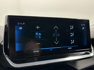 Peugeot 2008 1.2 PureTech Allure Pack CAMERA TREKHAAK ECC CRUISE LM NAVI CARPLAY. / 33