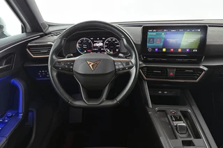 CUPRA Formentor 1.4 TSI e-Hybrid / 8