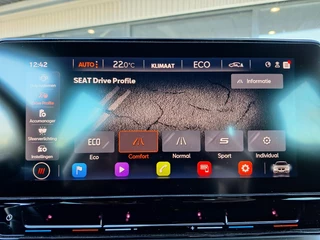 SEAT Leon TSI 204pk DSG Hybrid PHEV FR (Pano,Trekhaak,Camera,Virtual) / 35
