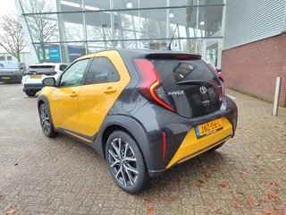 Toyota Aygo X HYBRID 115 GR-SPORT JBL-AUDIO 18''LM-VELGEN KEYLESS PARK-SENSOREN STOELVERW NAVI CLIMA AD-CRUISE / 4