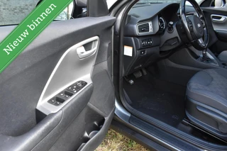 Kia Niro 1.6 GDi Hybrid First Edition NAVIGATIE/TREKHAAK/CAMERA/ETC.! / 17