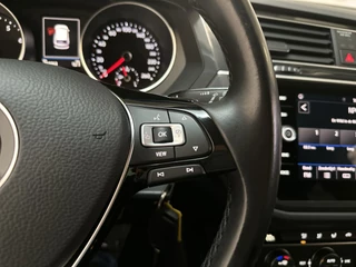 Volkswagen Tiguan 1.5 TSI 150pk DSG ACT Comfortline Business Navigatie Parkeersensoren App-Connect DAB+ / 24