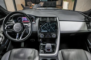 Jaguar E-PACE 1.5 P300e AWD R-Dynamic S Leder|Carplay|Camera / 29