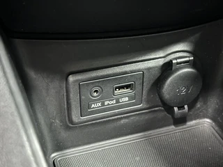 Kia Venga 1.6 CVVT First Edition PANO CAMERA NAVI CRUISE ECC STOEL/STUUR VERWARMING. / 34