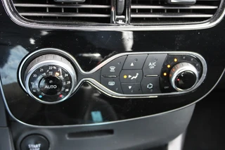 Renault Clio 0.9 TCE LIMITED Parkeer sensoren / Cruise control / Trekhaak / 30