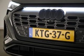 Audi Q8 Sportback e-tron 55 quattro Edition 115 kWh | PANORAMADAK | ACHTERBANKVERWARMING | AMBIENT LIGHTING | HEAD UP | B&O | TREKHAAK | 22" / 9