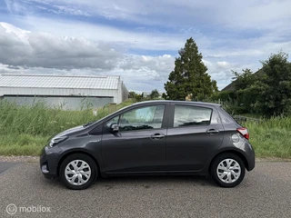 Toyota Yaris 1.5 Hybrid Dynamic / Invalide Auto / Cam / Navi / 31