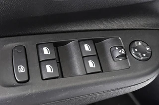 Opel Corsa 1.2 Turbo Hybrid Edition Stoel-Stuurverwarming Achteruitrijcamera / 29