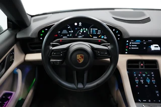 Porsche Taycan Performance 84 kWh  ACC Panoramadak Leder Memory Seats / 7