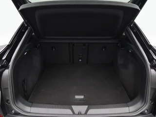 Volkswagen ID.5 GTX 77 kWh 299 Pk | Stoel/Stuur Verwarming | 360° Camera | Adaptive Cruise | CarPlay | Navigatie | 20 Inch | 67.619 Km !! / 19