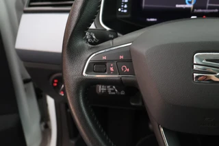 SEAT Arona 1.0 TSI 95pk Style Business Intense Camera Virtual Cockpit ACC Keyless Navigatie Carplay / 18