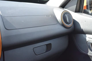 Dacia Spring Expression 27 kWh | Camera | Carplay | All Season Banden | / 23