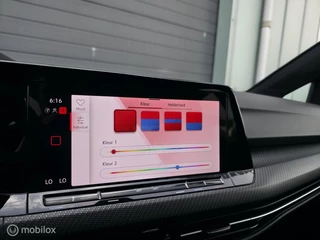 Volkswagen Golf 1.5 eTSI R-Line / Sfeer / Carplay / Camera / 26