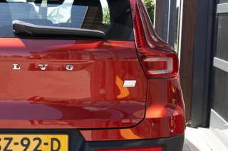 Volvo XC40 1.5 T4 PHEV Plus Dark Camera|Memory|R-Design pack / 15