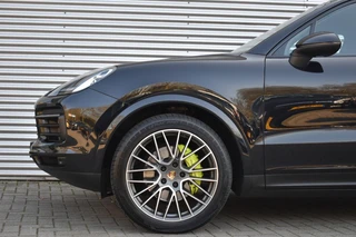 Porsche Cayenne 3.0 E-HYBRID NL AUTO / P.DAK / ADAP. CRUISE / 4