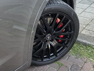Maserati Levante 3.8 V8 GTS | Schuif-kanteldak | Adaptive Cruise Control | Dealeronderhouden / 27