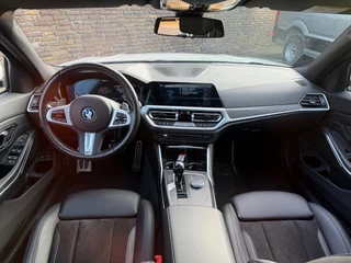 BMW 3 Serie 320E M-Sport Panodak 19 Inch Keyless / 2