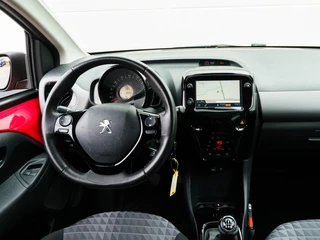 Peugeot 108 1.0 e-VTi Allure 5drs. TOP! | Open dak | Camera | Slechts 10.541km / 16