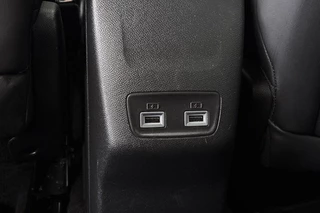 Peugeot e-2008 EV GT Pack 50 kWh Panoramadak Adaptieve Cruise Stoelverwarming / 36
