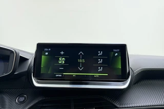 Peugeot 208 1.2 PureTech GT Pack | 3D i-cockpit | | Alcantara bekleding | Verwarmbare voorstoelen | Adaptieve cruise control | Apple Carplay/Android Auto | Navigatie full map / 25