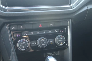 Volkswagen T-Roc 1.5 TSI R-Line Org. NL | Af. Trekhaak | Virtueel | ACC | Stoel/stuurverwarming / 8