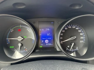 Toyota C-HR 1.8 Hybrid Executive / 18
