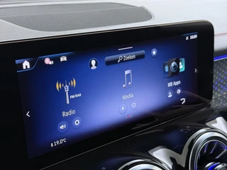 Mercedes-Benz EQB EQB 300 4Matic AMG / 41