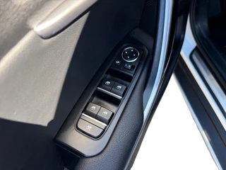 Kia XCeed 1.0 T-GDi DynamicPlusLine | Stoel- en stuurverwarming | Keyless entry/start | Achteruitrijcamera | Parkeersensoren achter | Apple/Android Carplay | Cruise control | Climate control | Navi / 15