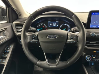 Ford Focus 1.0 EcoBoost Titanium Business TREKHAAK ECC CARPLAY NAVI CRUISE LM. / 20