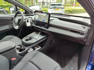 Toyota bZ4X Touring EXECUTIVE AWD 75 kWh NIEUW! PANODAK JBL-AUDIO 1500KG TREKGEW LM-VELGEN 20" 4S-BANDEN STOELVERW/KOELING STUURVERW BLIND SPOT WARMTEPOMP EL-ACHTERKLEP / 2