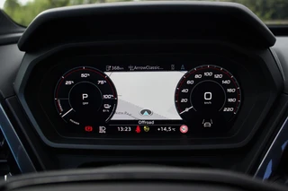 Audi Q4 e-tron 40 Advanced edition 77 kWh // 97,4% SoH | S-line | Panoramadak | Black Optic | Camera | Smartphone pakket | Keyless Advanced / 19